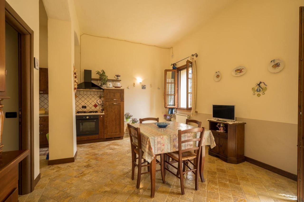 Agriturismo Due Ponti キャンニ エクステリア 写真
