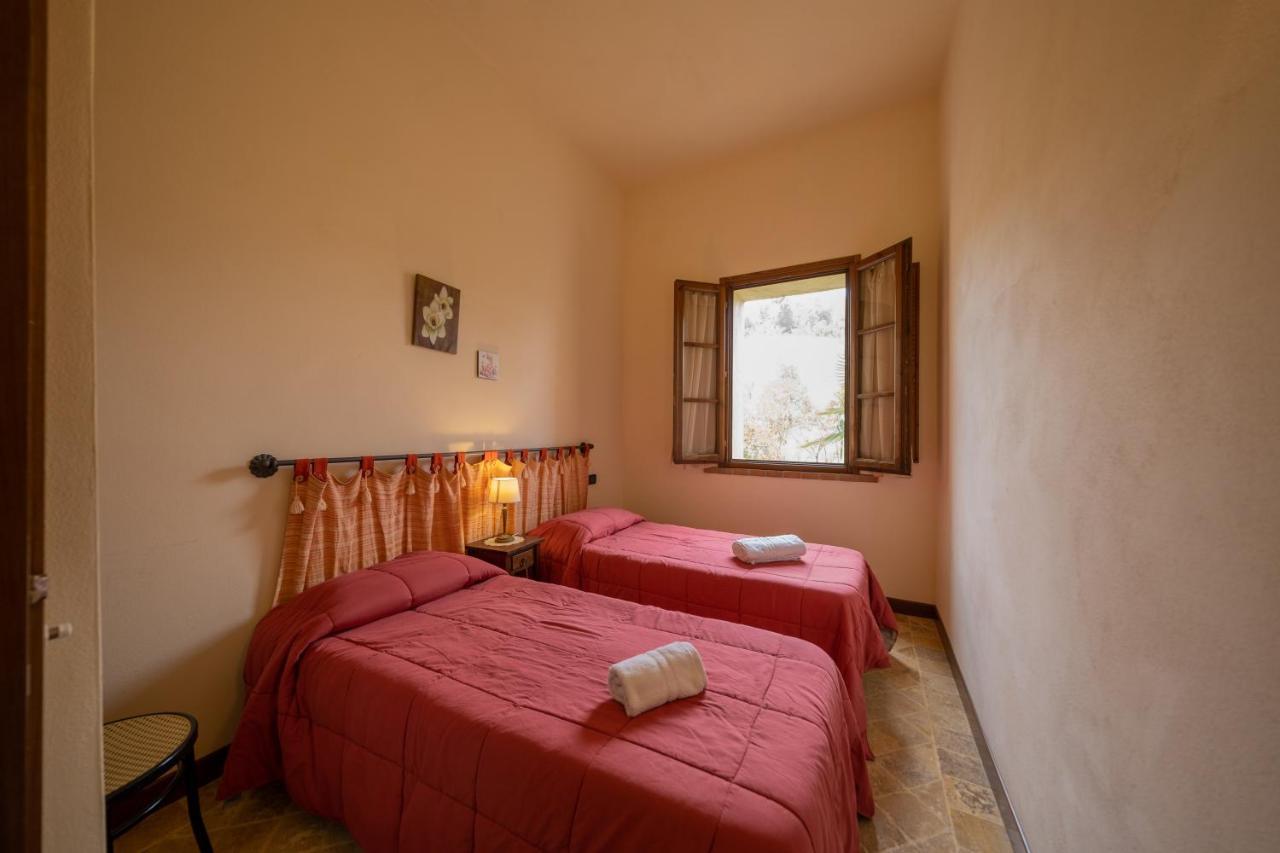 Agriturismo Due Ponti キャンニ エクステリア 写真