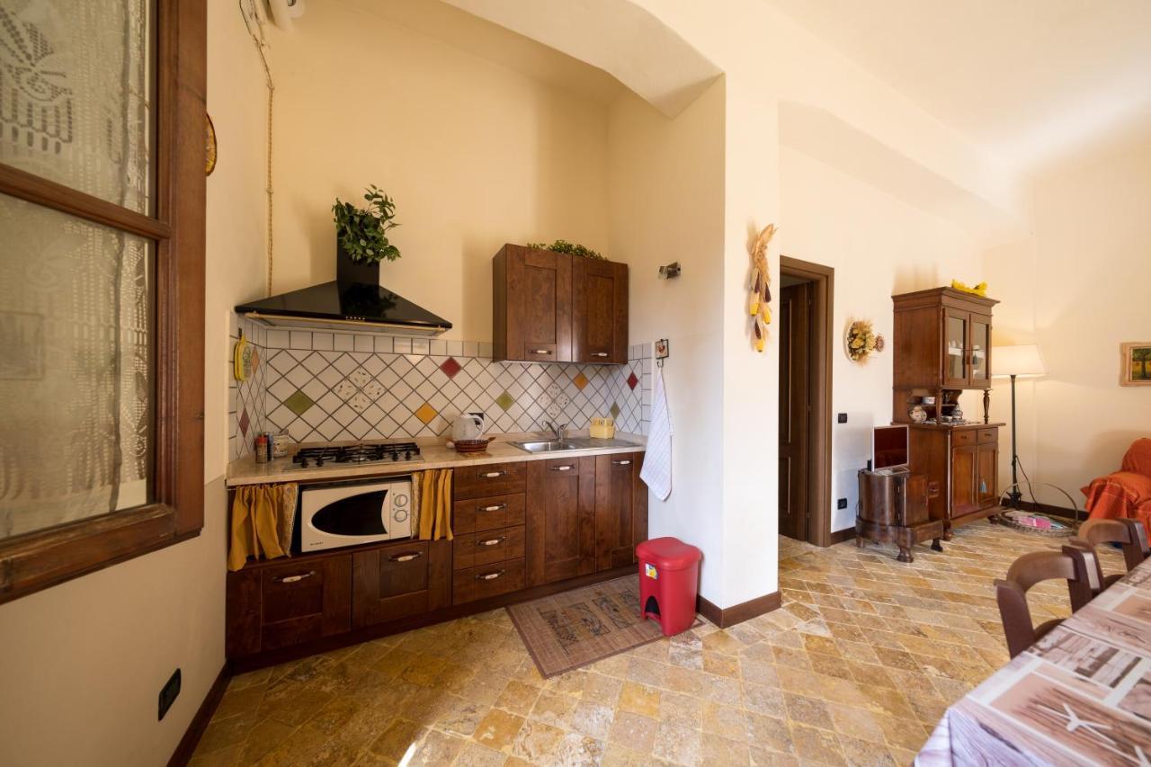 Agriturismo Due Ponti キャンニ エクステリア 写真