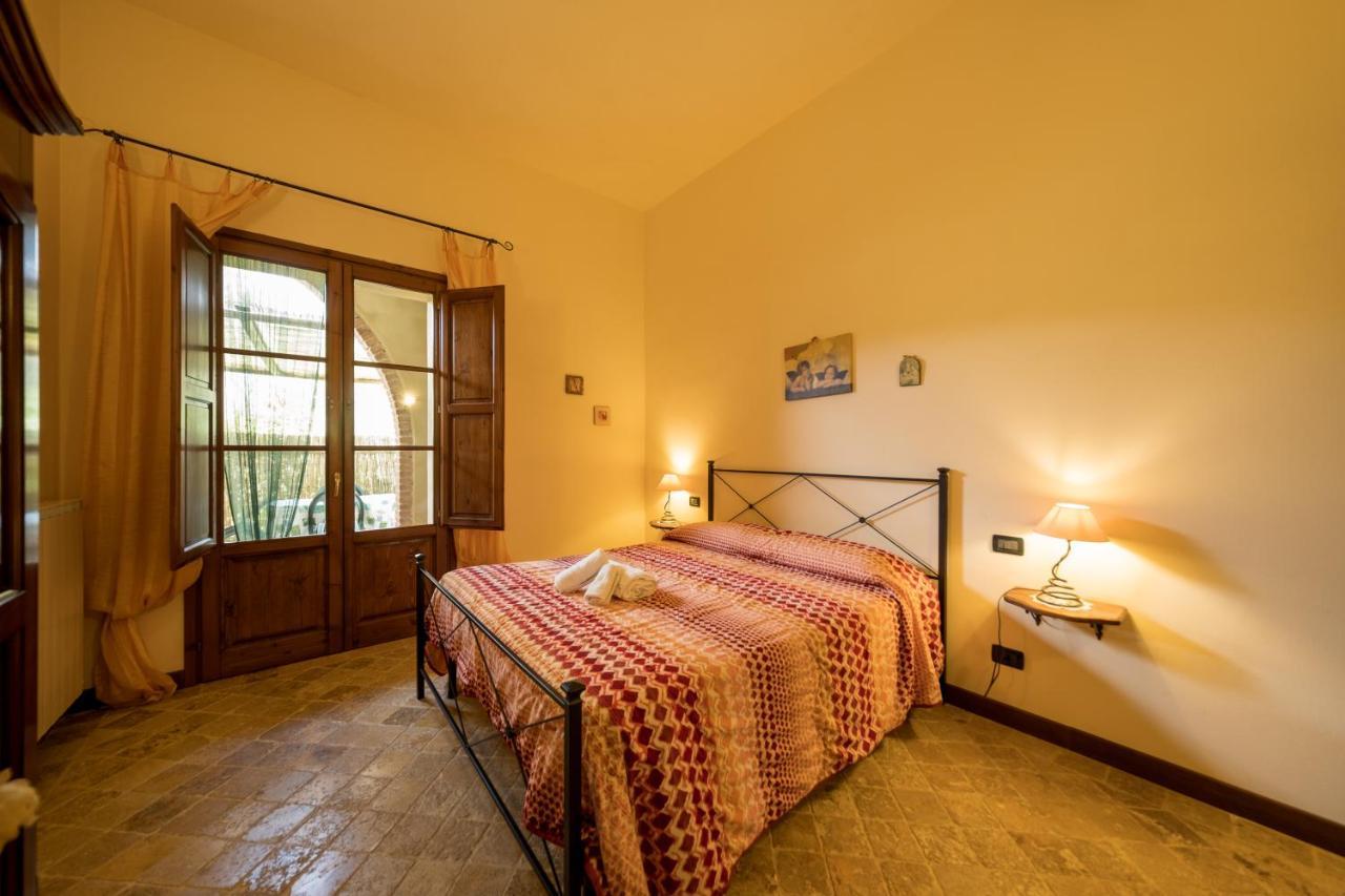 Agriturismo Due Ponti キャンニ エクステリア 写真