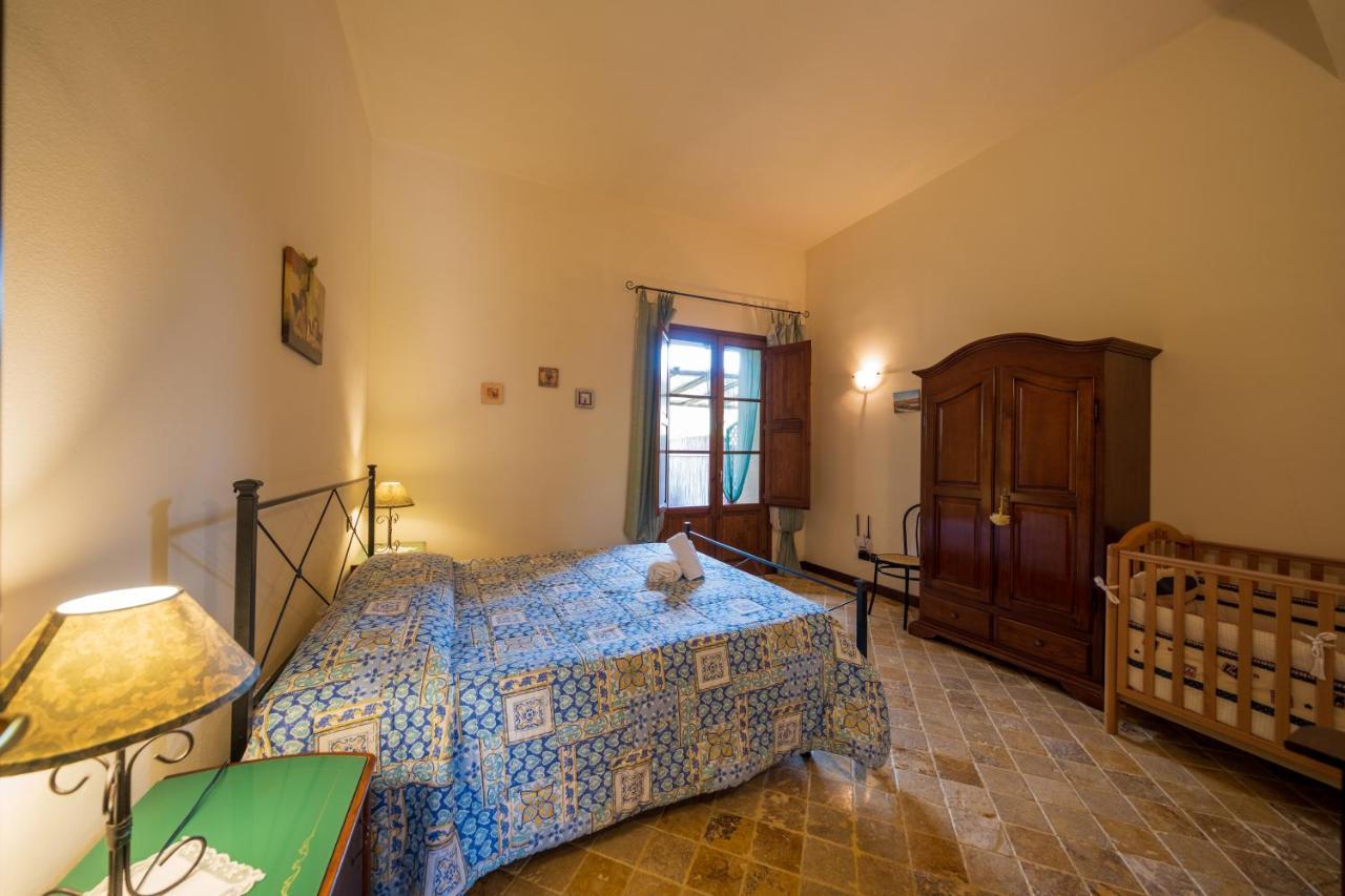 Agriturismo Due Ponti キャンニ エクステリア 写真