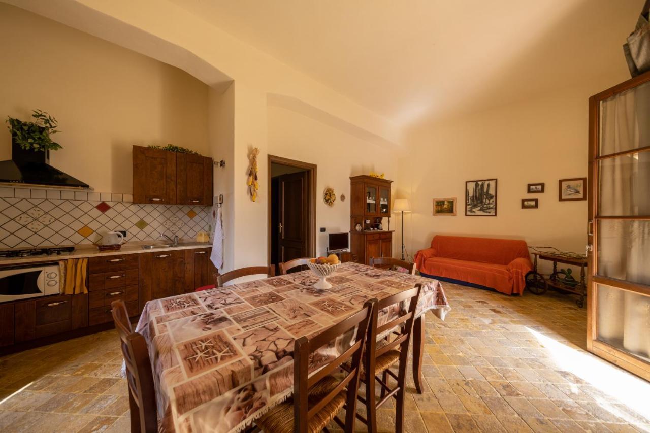 Agriturismo Due Ponti キャンニ エクステリア 写真